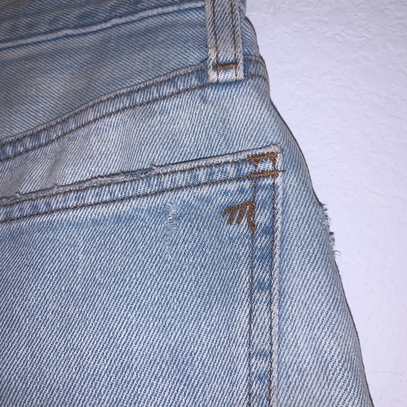 Madewell The MomJean Short Light Wash - Picture 13 of 15
